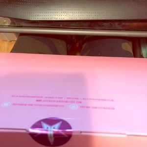 Jeffrey Star Pink Chrome mirror Box still sealed